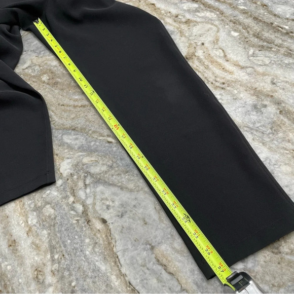 Lululemon On the Fly 7/8 Black Woven Pants Size 4 Office Casual Travel 27" - Picture 10 of 16